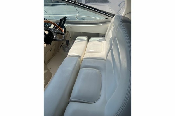 SERENITY NOW 30ft Sea Ray Yacht For Sale