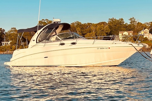 SERENITY NOW 30ft Sea Ray Yacht For Sale
