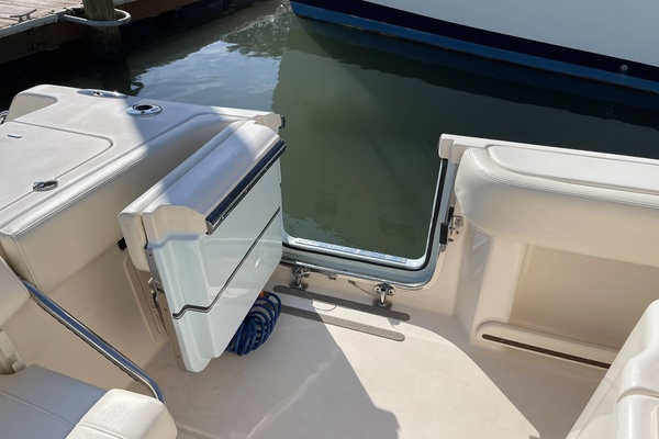 REEL BELUE 30ft Grady White Yacht For Sale