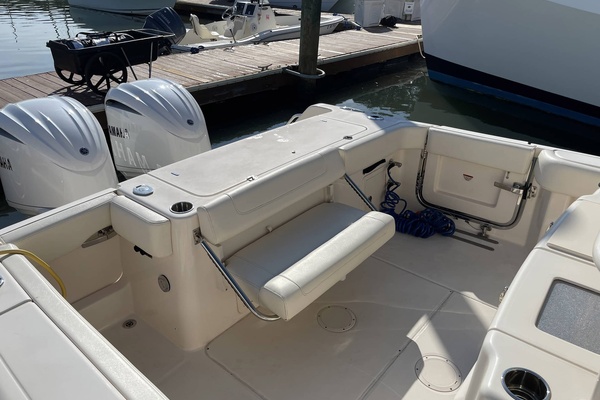 REEL BELUE 30ft Grady White Yacht For Sale
