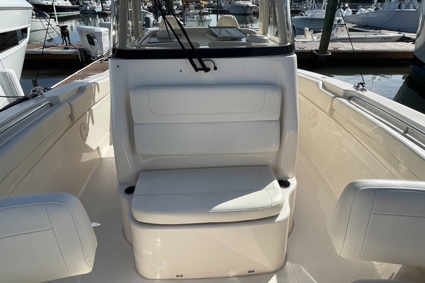 REEL BELUE 30ft Grady White Yacht For Sale