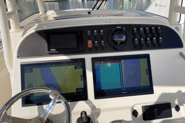 REEL BELUE 30ft Grady White Yacht For Sale