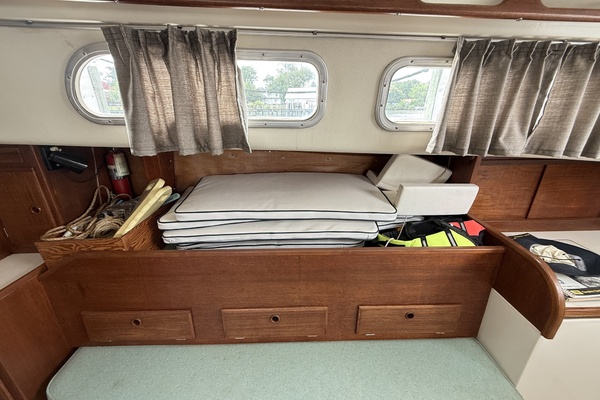 Shearwater 35ft Pearson Yacht For Sale