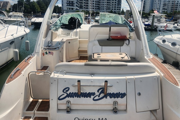 Summer Breeze 33ft Sea Ray Yacht For Sale