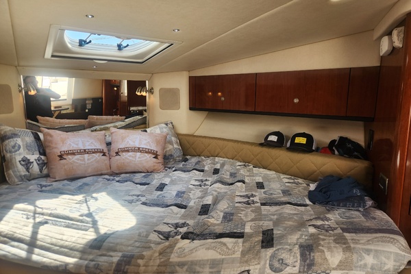 Summer Breeze 33ft Sea Ray Yacht For Sale