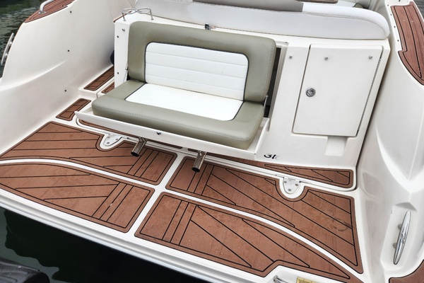 Summer Breeze 33ft Sea Ray Yacht For Sale