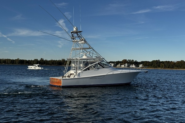 2014 Viking 42 Open