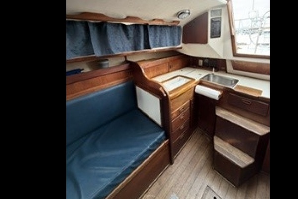 Columba 28ft Sabre Yacht For Sale