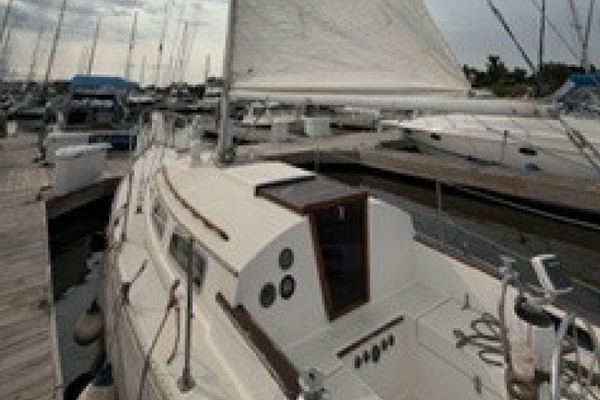 Columba 28ft Sabre Yacht For Sale