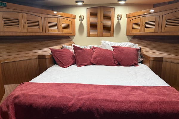 Photo of the 2011 Marlow 70E "RODE RUNNER II"