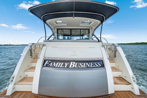 FAMILY BUSINESS 46ft Riviera Yacht For Sale