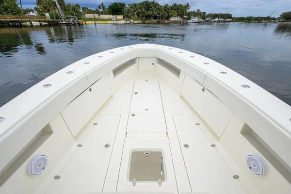 SeaVee 390Z Yacht For Sale