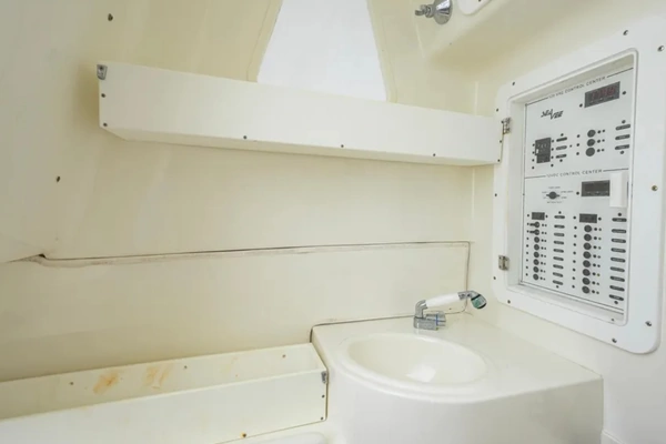 SeaVee 390Z Yacht For Sale