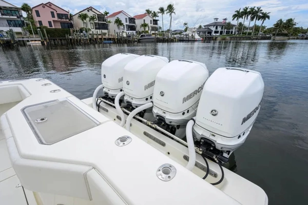 SeaVee 390Z Yacht For Sale