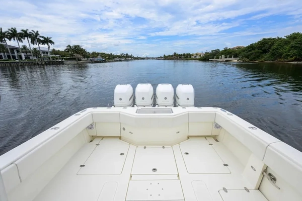 SeaVee 390Z Yacht For Sale