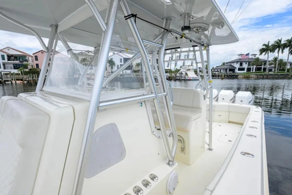 SeaVee 390Z Yacht For Sale