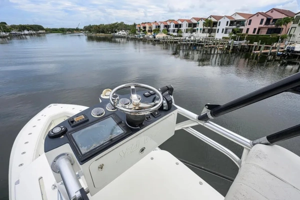 SeaVee 390Z Yacht For Sale