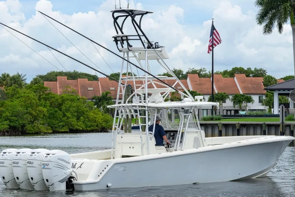 SeaVee 390Z Yacht For Sale