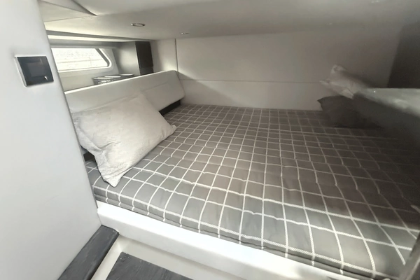 Formula 38 Super Sport Crossover Yacht For Sale