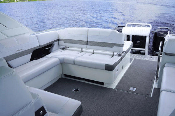 Formula 38 Super Sport Crossover Yacht For Sale