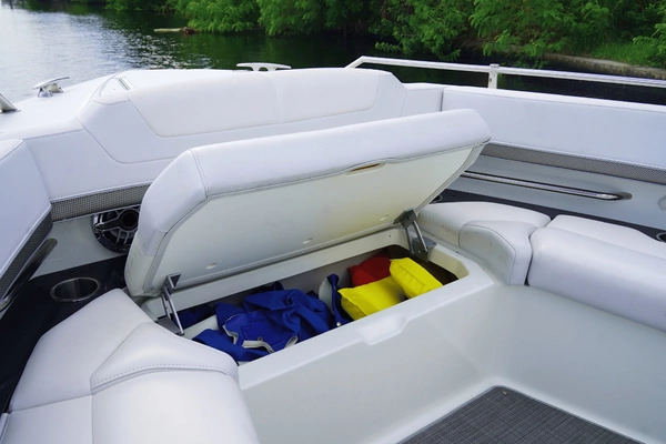 Formula 38 Super Sport Crossover Yacht For Sale