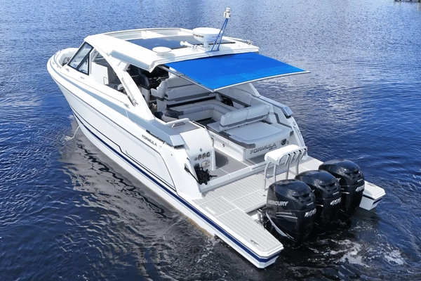 Formula 38 Super Sport Crossover Yacht For Sale