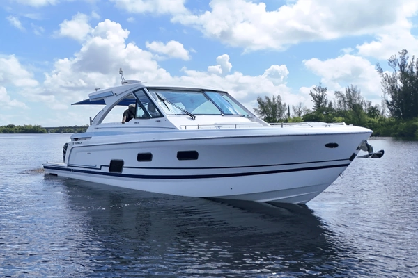 Formula 38 Super Sport Crossover Yacht For Sale