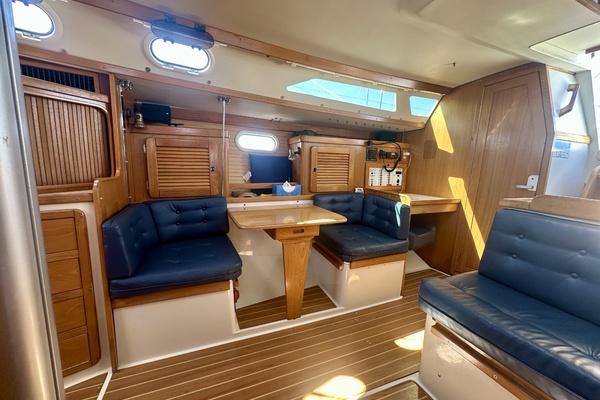 36ft Catalina Yacht For Sale