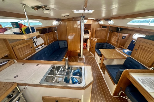 36ft Catalina Yacht For Sale