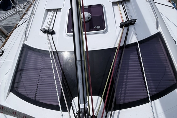 Jeanneau 50 DS Yacht For Sale