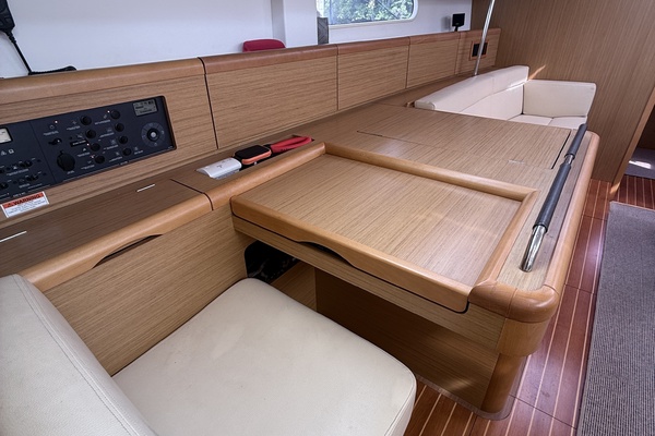 50ft Jeanneau Yacht For Sale