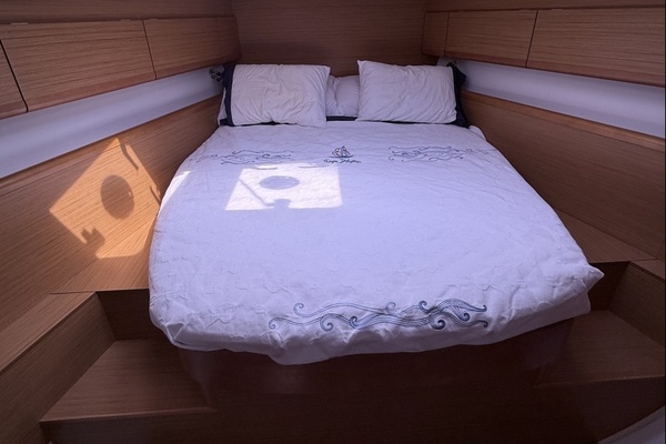 50ft Jeanneau Yacht For Sale