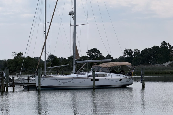 Jeanneau 50 DS Yacht For Sale