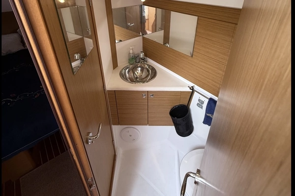 Jeanneau 50 DS Yacht For Sale