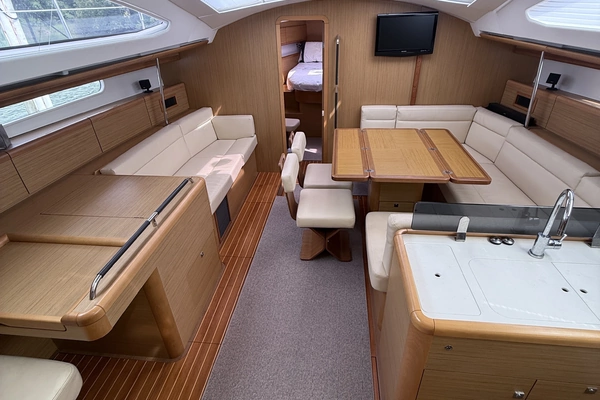 Jeanneau 50 DS Yacht For Sale