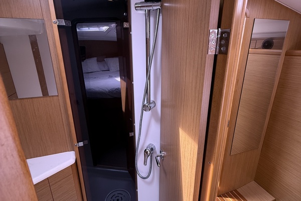 50ft Jeanneau Yacht For Sale
