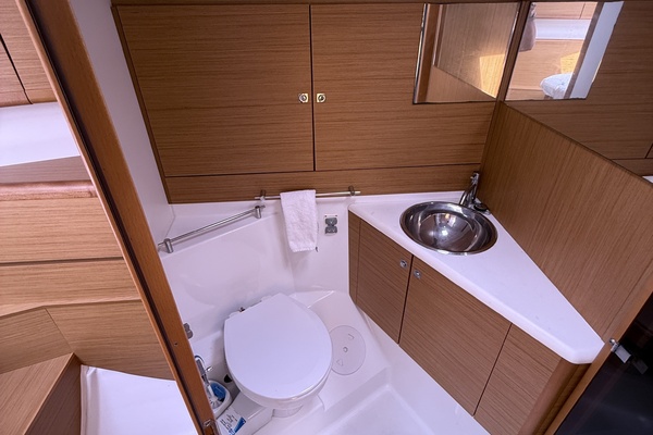 50ft Jeanneau Yacht For Sale