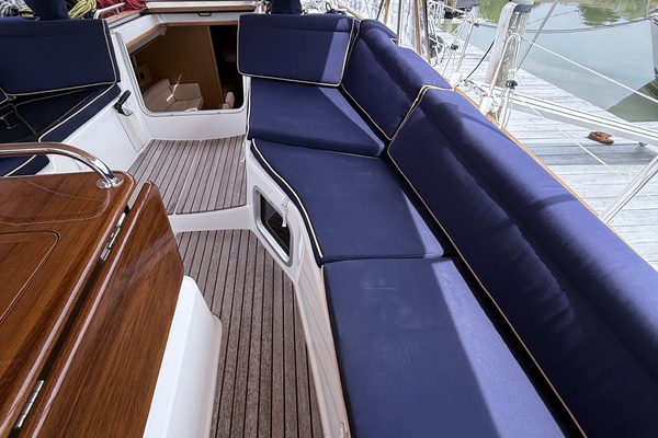 50ft Jeanneau Yacht For Sale