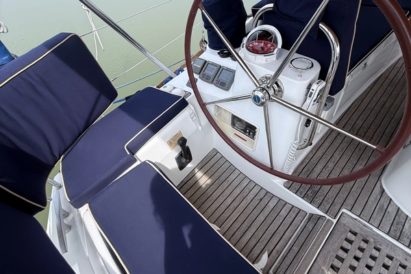 Jeanneau 50 DS Yacht For Sale