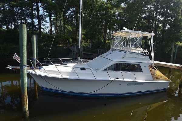 Gone Girl 36ft Pacemaker Yacht For Sale