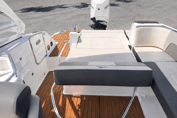 24ft Monterey Yacht For Sale