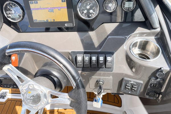 24ft Monterey Yacht For Sale