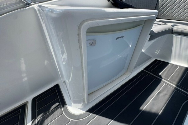 BrokeHer 42ft Ocean Yachts Yacht For Sale