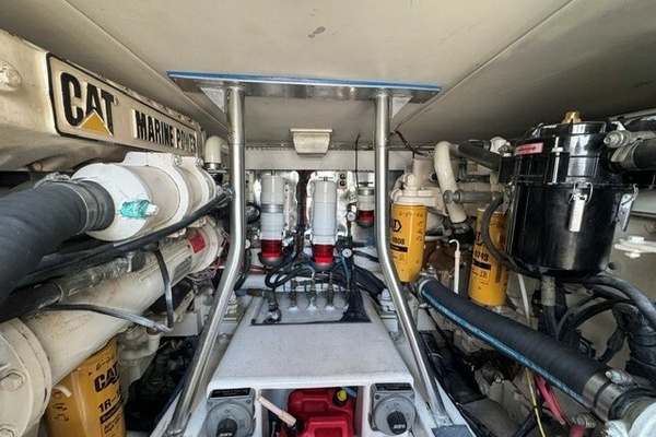 BrokeHer 42ft Ocean Yachts Yacht For Sale