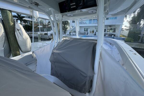 2024Jupiter 38 ft 38 HFS