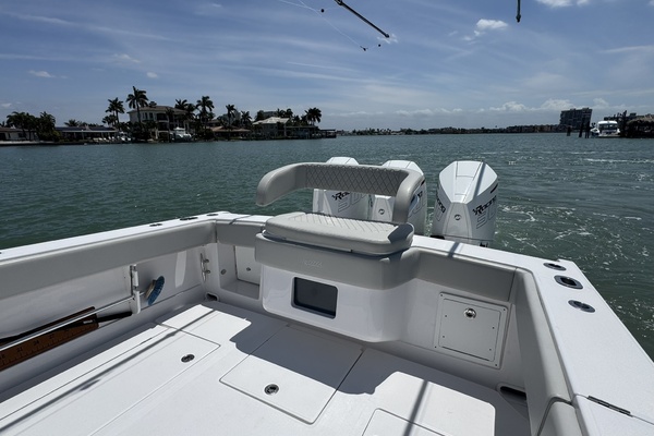 2024Jupiter 38 ft 38 HFS