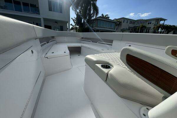 Jupiter 38 HFS Yacht For Sale