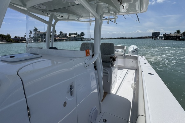 2024Jupiter 38 ft 38 HFS
