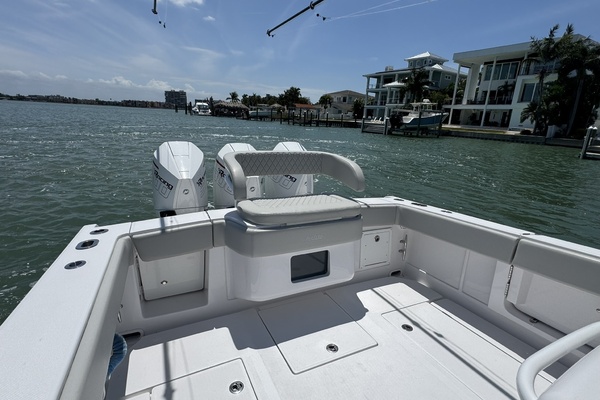 2024Jupiter 38 ft 38 HFS