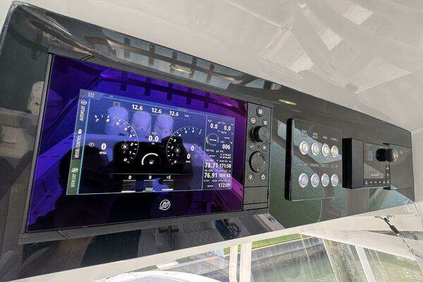 Jupiter 38 HFS Yacht For Sale